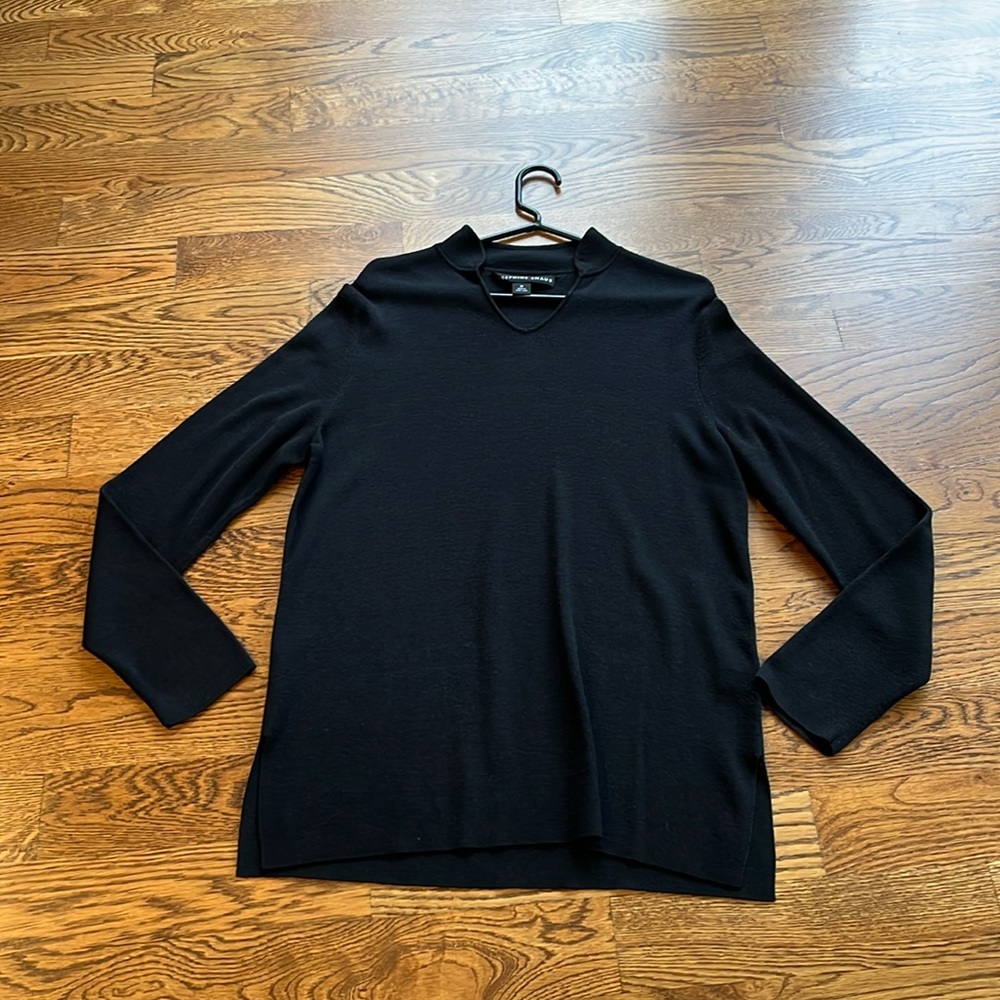 Josephine Chaus black knit tunic